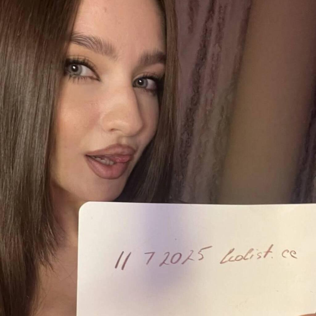 
                        Helene
                     is Female Escorts. | Brampton | Ontario | Canada | escortsaffair.com 