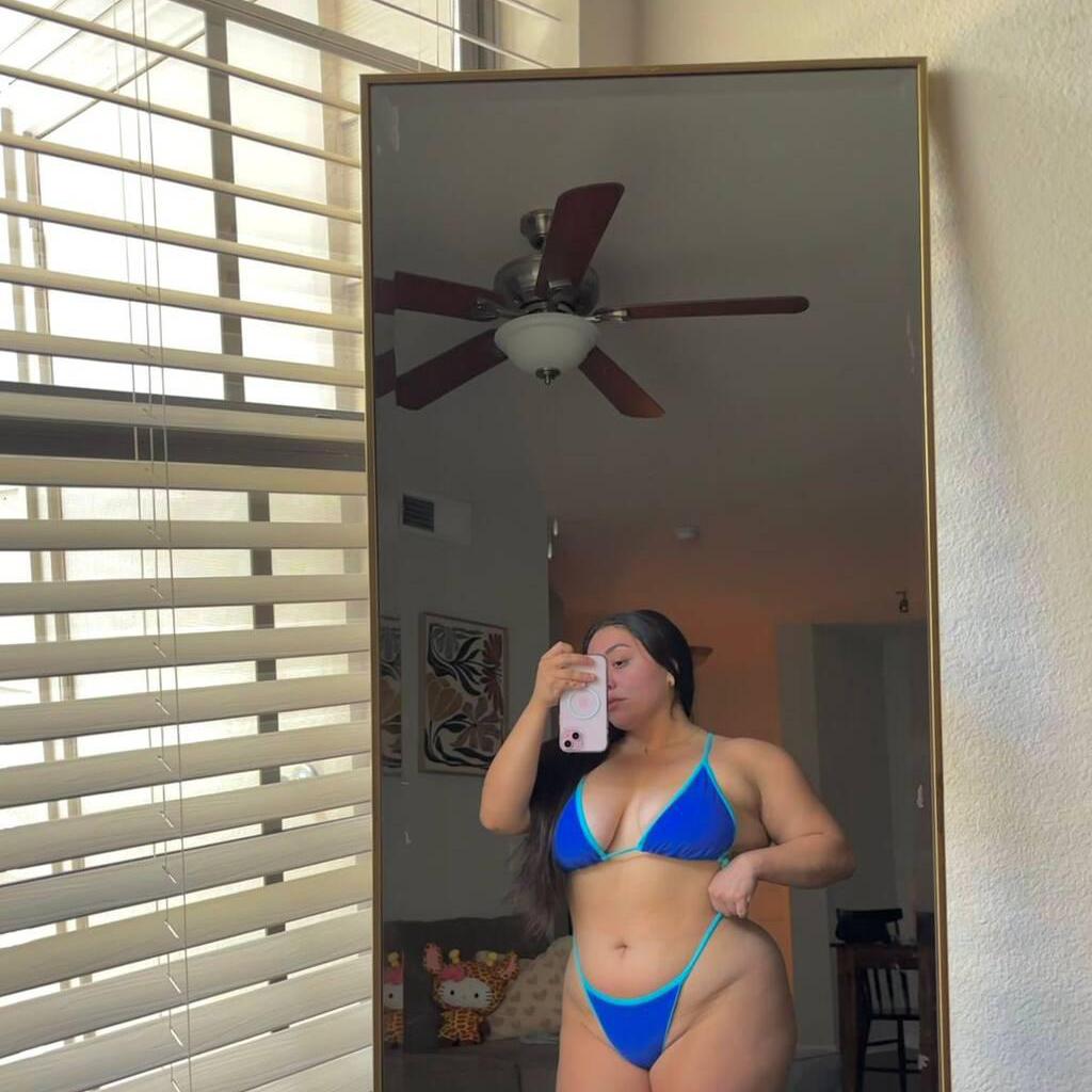 
                        Luna
                     is Female Escorts. | Kingston | Ontario | Canada | escortsaffair.com 