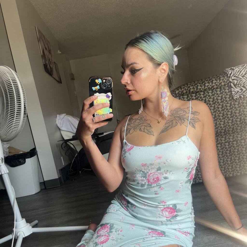 
                        Kiki
                     is Female Escorts. | Red Deer | Alberta | Canada | escortsaffair.com 