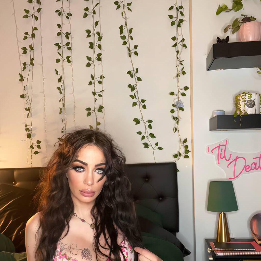 
                        Tia
                     is Female Escorts. | Vancouver | British Columbia | Canada | escortsaffair.com 