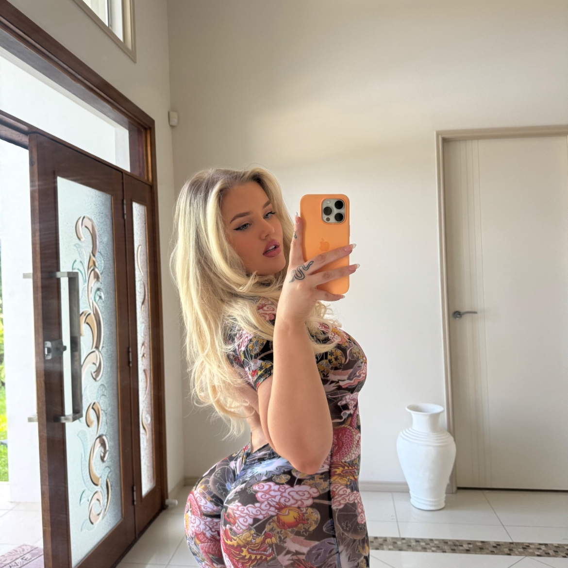 Amanda is Female Escorts. | Calgary | Alberta | Canada | escortsaffair.com 