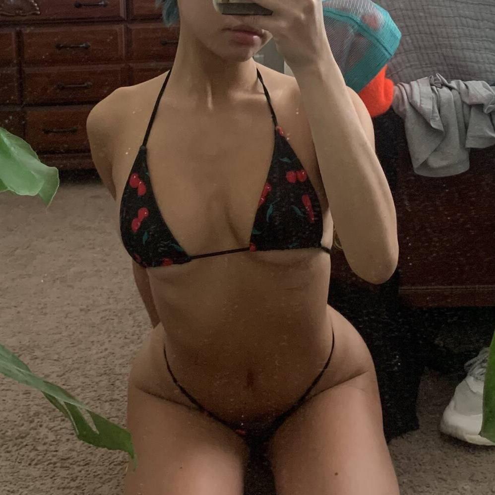 
                        Taylor
                     is Female Escorts. | Kelowna | British Columbia | Canada | escortsaffair.com 
