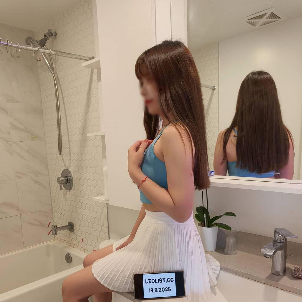 
                        Autumn
                     is Female Escorts. | Toronto | Ontario | Canada | escortsaffair.com 