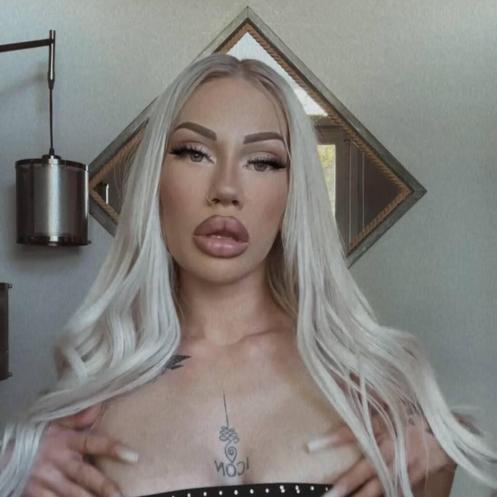 
                        PARIS PAIGE
                     is Female Escorts. | Lethbridge | Alberta | Canada | escortsaffair.com 