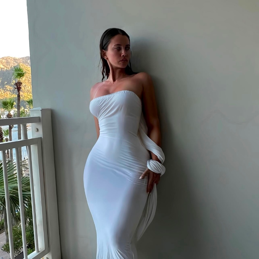 Francesca is Female Escorts. | Honolulu | Hawaii | United States | escortsaffair.com 