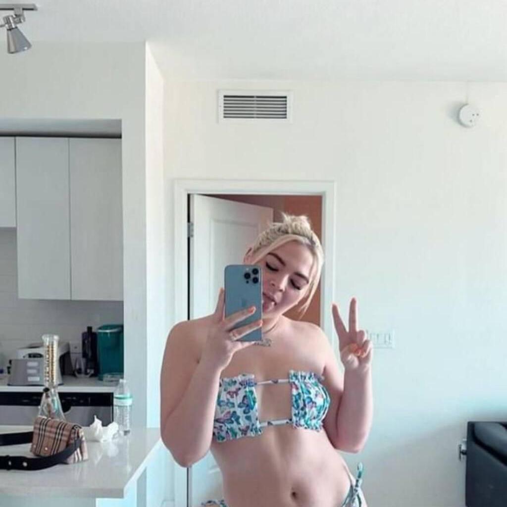 
                        Bella
                     is Female Escorts. | Hamilton | Ontario | Canada | escortsaffair.com 