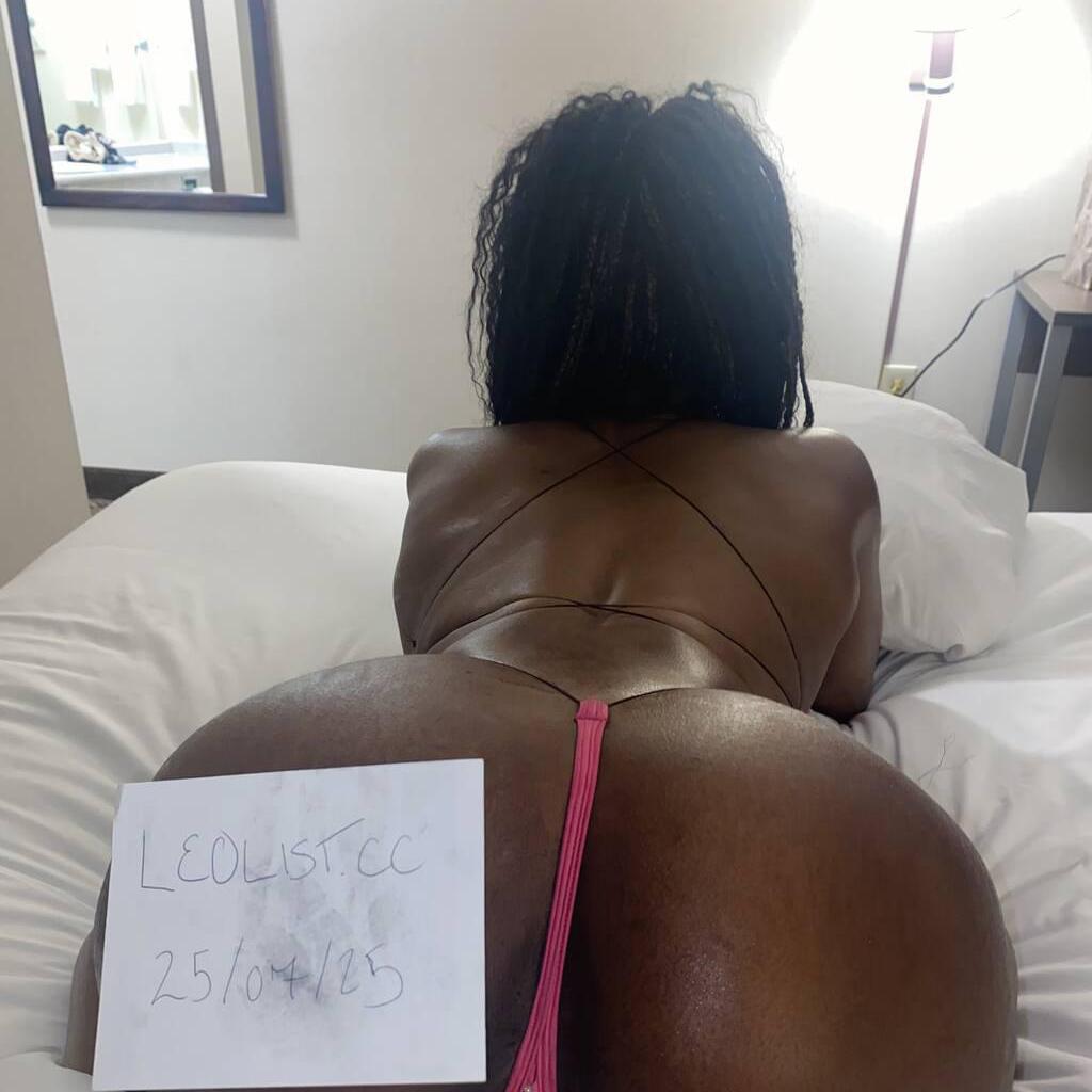 
                        Londyn
                     is Female Escorts. | Kitchener | Ontario | Canada | escortsaffair.com 