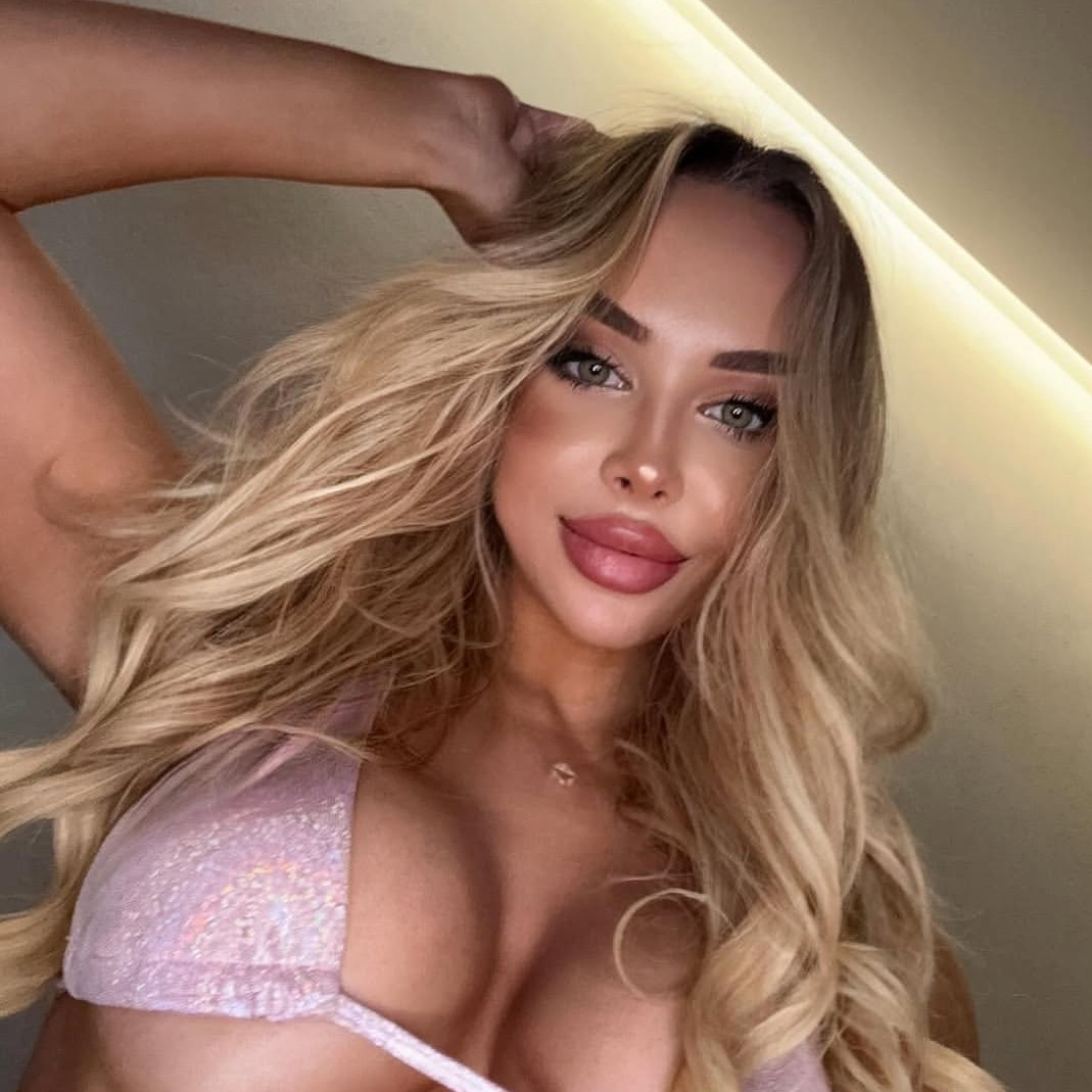 Krista Herrick is Female Escorts. | Redding | California | United States | escortsaffair.com 