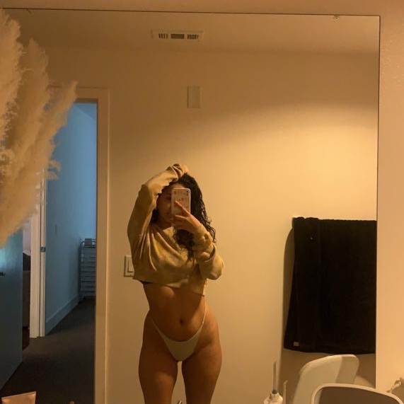 Diane Linehan is Female Escorts. | Los Angeles | California | United States | escortsaffair.com 