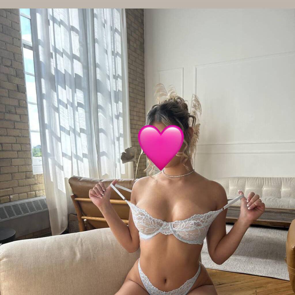 
                        Missy
                     is Female Escorts. | Grande Prairie | Alberta | Canada | escortsaffair.com 