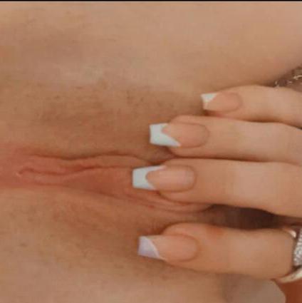 
                        Kelly
                     is Female Escorts. | Sudbury | Ontario | Canada | escortsaffair.com 