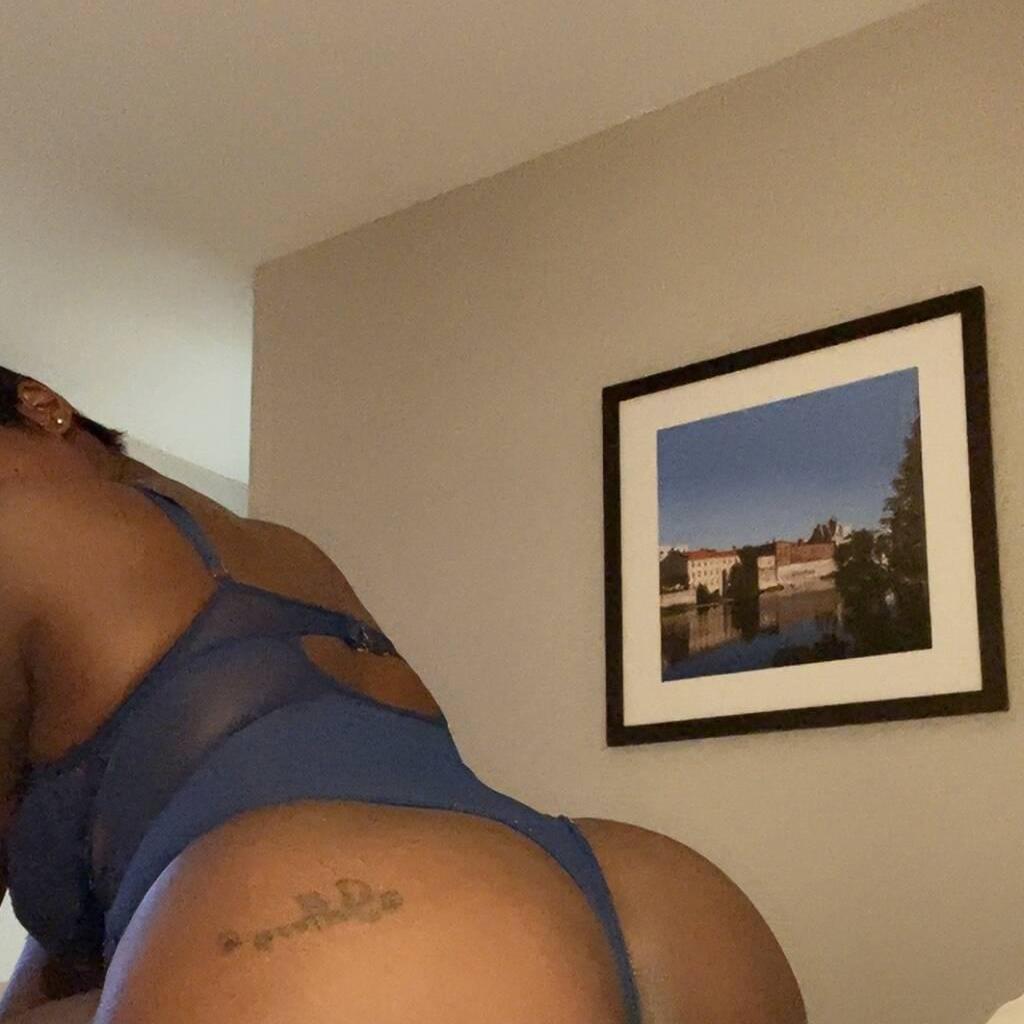 
                        Jade
                     is Female Escorts. | Cambridge | Ontario | Canada | escortsaffair.com 