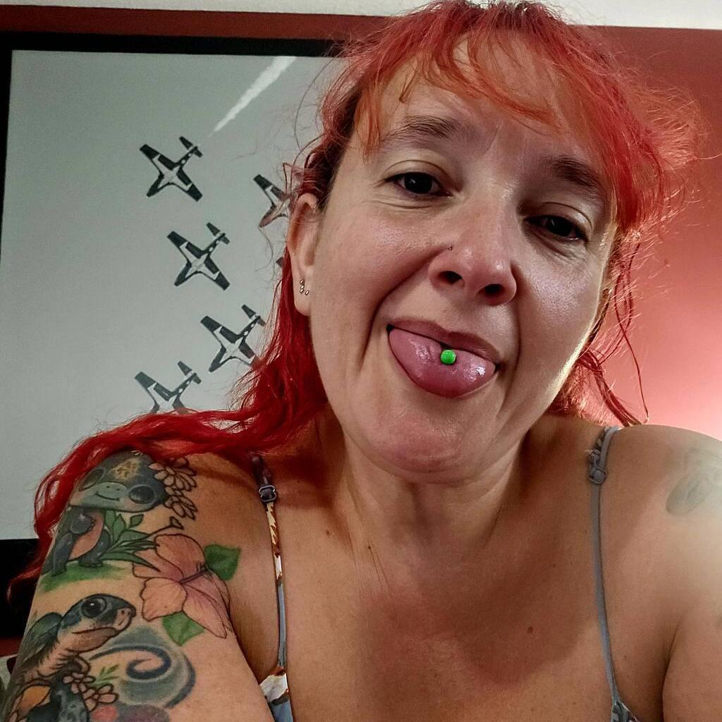 
                        Little Red
                     is Female Escorts. | Burlington | Ontario | Canada | escortsaffair.com 