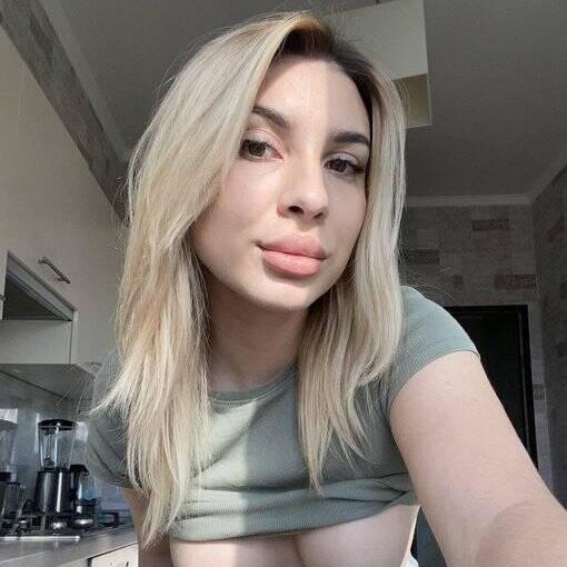 
                        Mercy
                     is Female Escorts. | Kelowna | British Columbia | Canada | escortsaffair.com 
