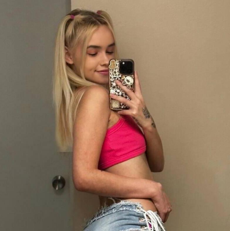 
                        Amy
                     is Female Escorts. | Barrie | Ontario | Canada | escortsaffair.com 