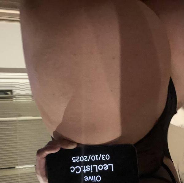 
                        Olive
                     is Female Escorts. | Mississauga | Ontario | Canada | escortsaffair.com 