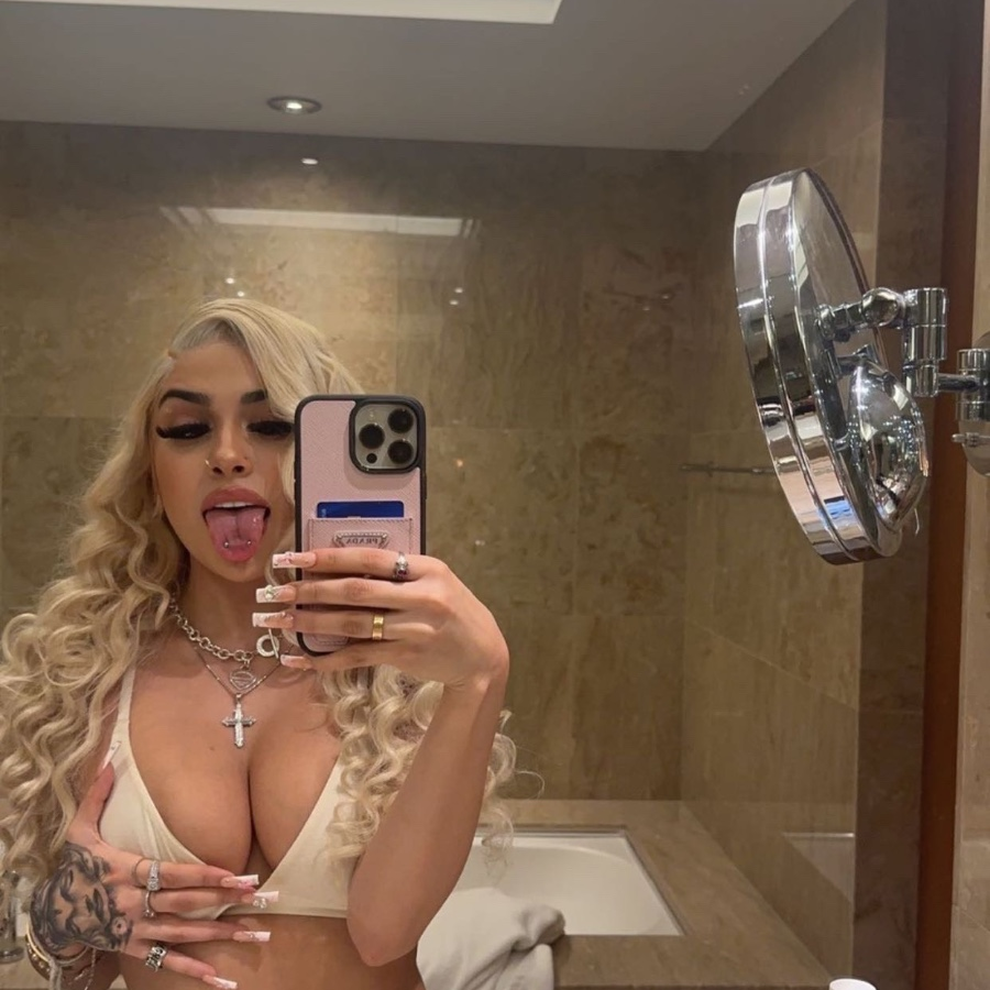 Hannah is Female Escorts. | Redding | California | United States | escortsaffair.com 