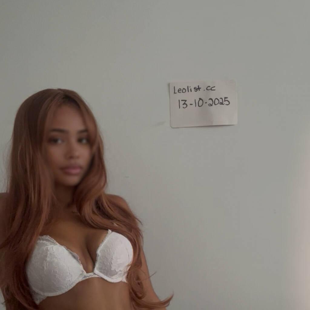 
                        Nina
                     is Female Escorts. | Oakville | Ontario | Canada | escortsaffair.com 