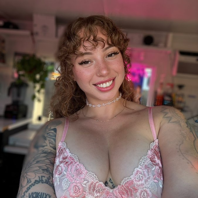 Julie is Female Escorts. | Redding | California | United States | escortsaffair.com 