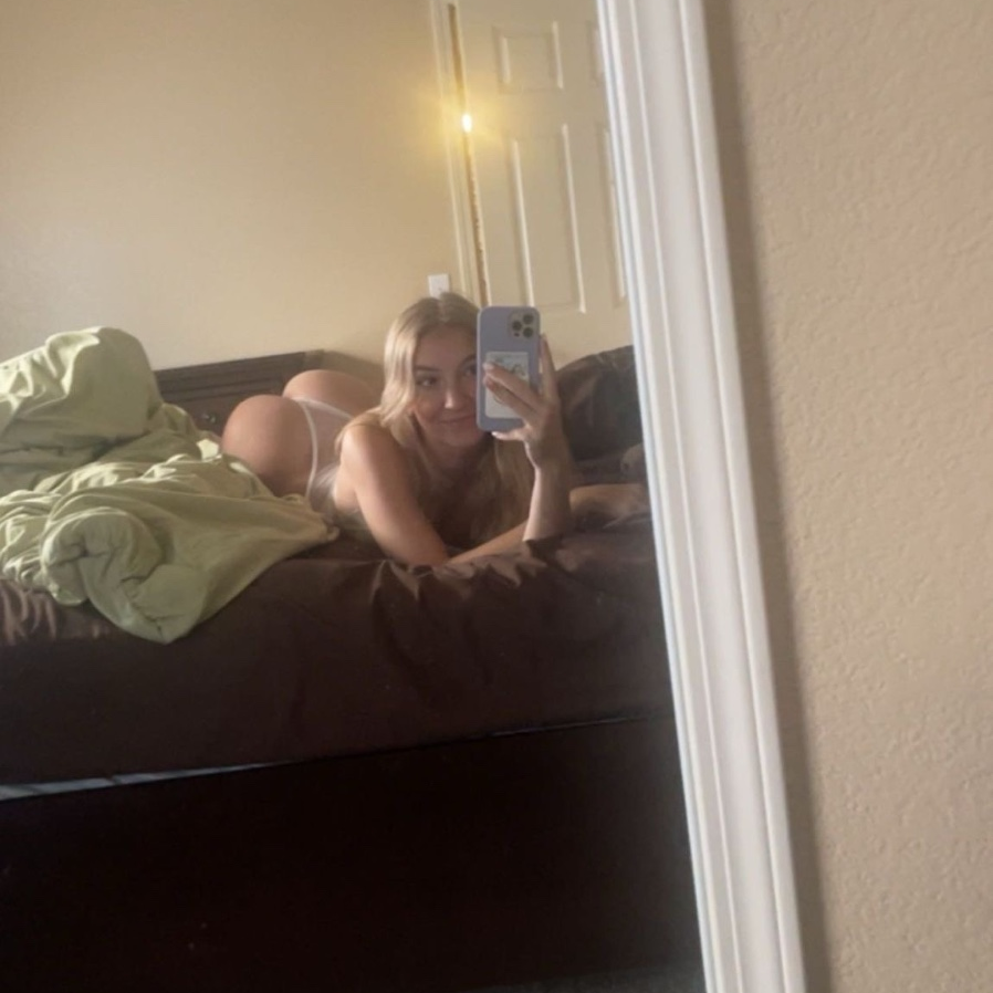 Kayla is Female Escorts. | St. Albert | Alberta | Canada | escortsaffair.com 