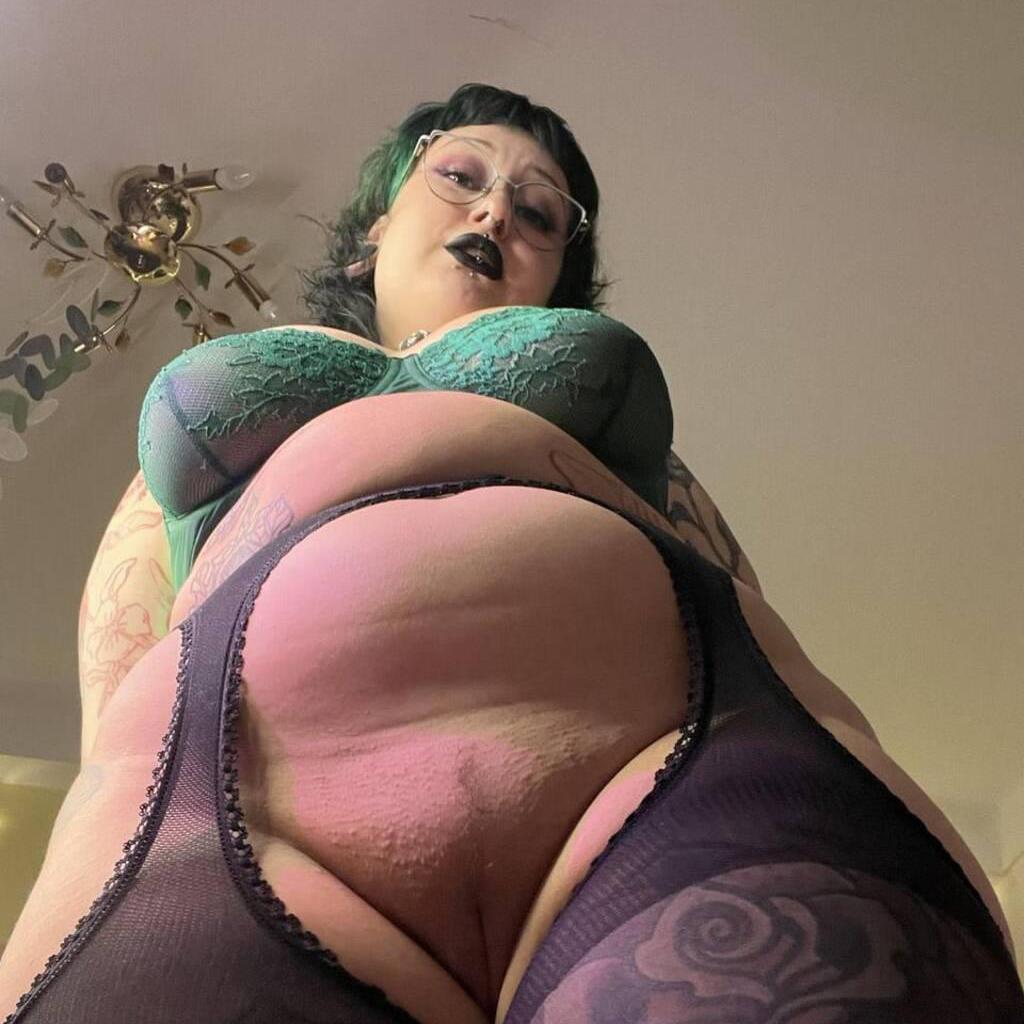 
                        Amber
                     is Female Escorts. | Guelph | Ontario | Canada | escortsaffair.com 