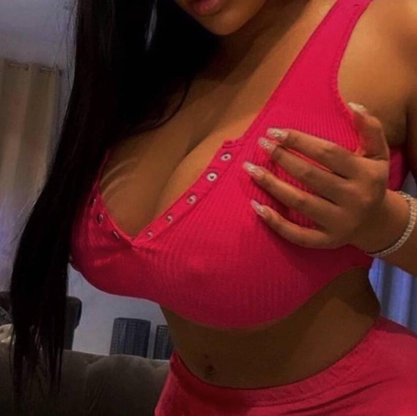 
                        Hazel
                     is Female Escorts. | Thunder Bay | Ontario | Canada | escortsaffair.com 