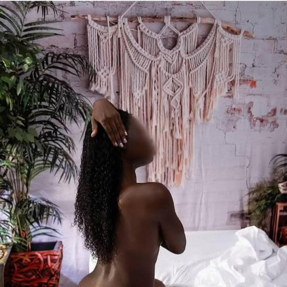 
                        Shonna
                     is Female Escorts. | Calgary | Alberta | Canada | escortsaffair.com 