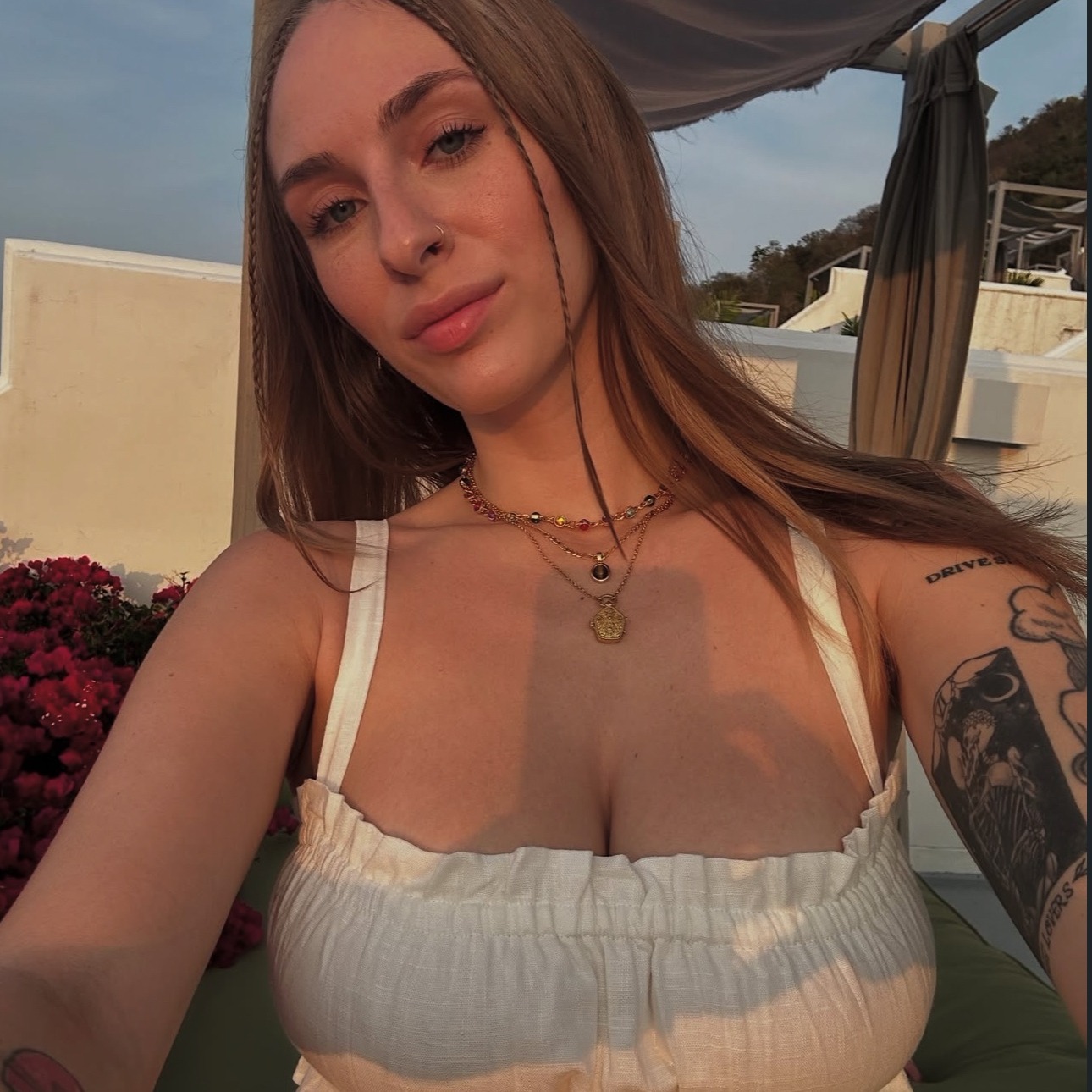 Charlotte is Female Escorts. | Mt. Vernon | Washington | United States | escortsaffair.com 