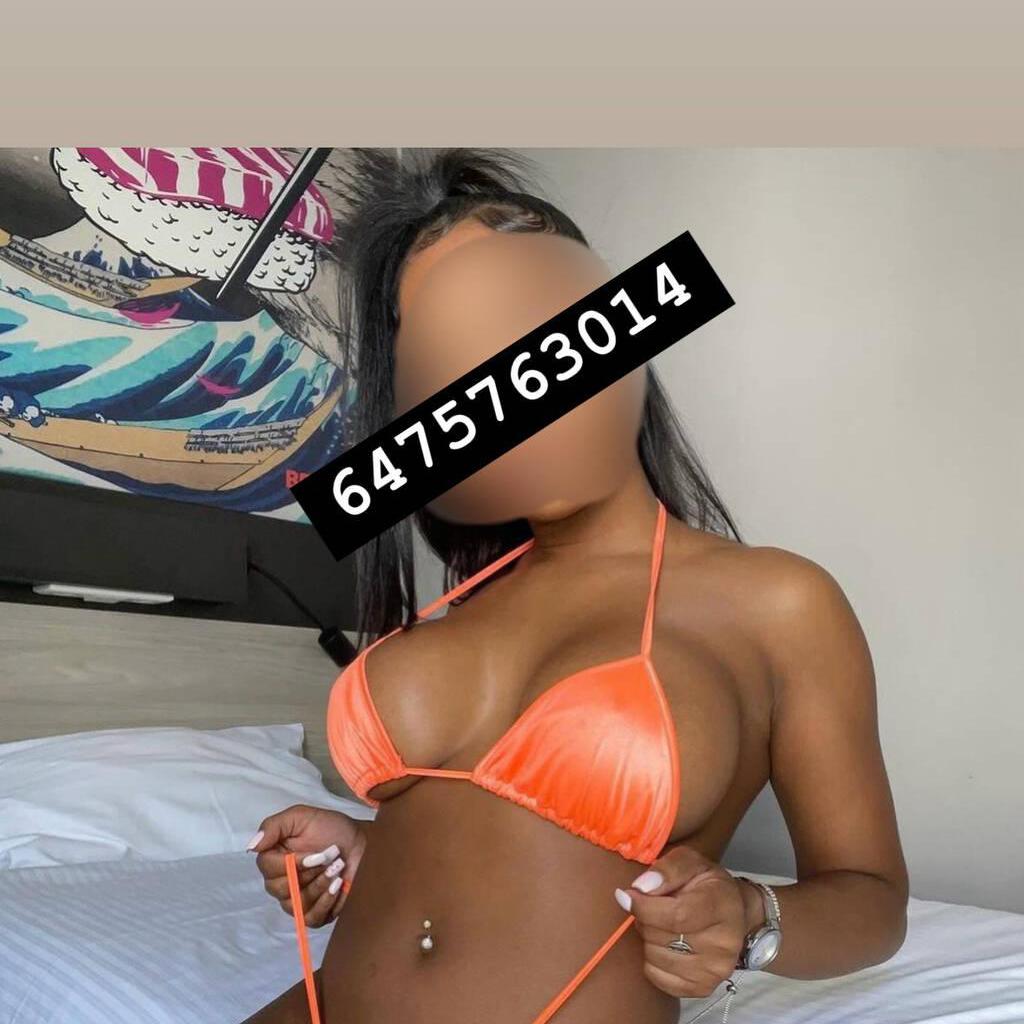 
                        Kellyy
                     is Female Escorts. | belleville | Ontario | Canada | escortsaffair.com 