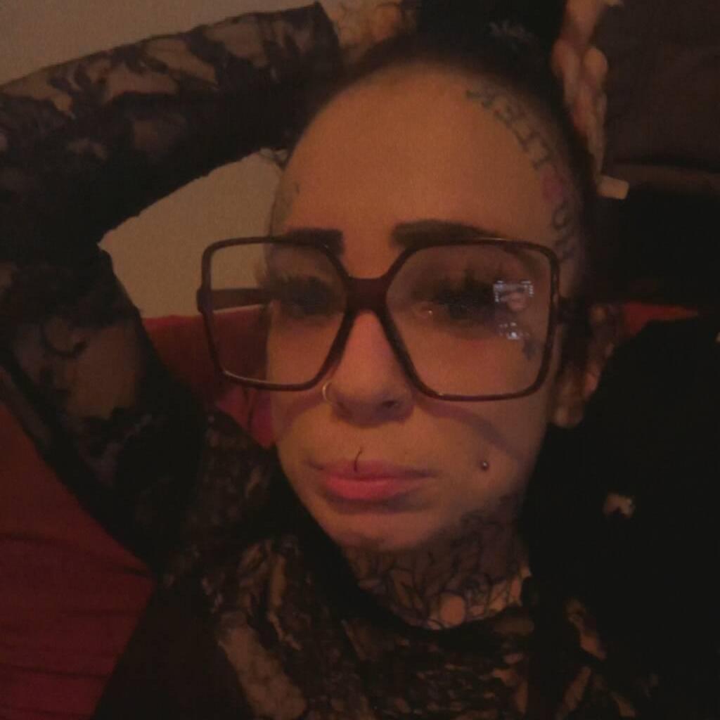 
                        Elodie
                     is Female Escorts. | Quebec City | Quebec | Canada | escortsaffair.com 