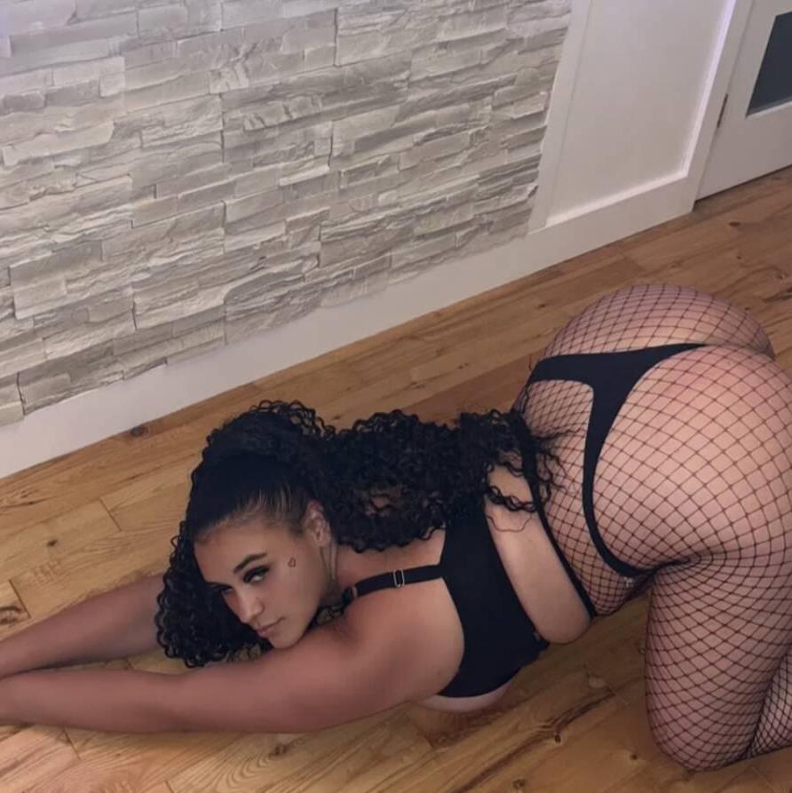 
                        Leticia
                     is Female Escorts. | Quebec City | Quebec | Canada | escortsaffair.com 