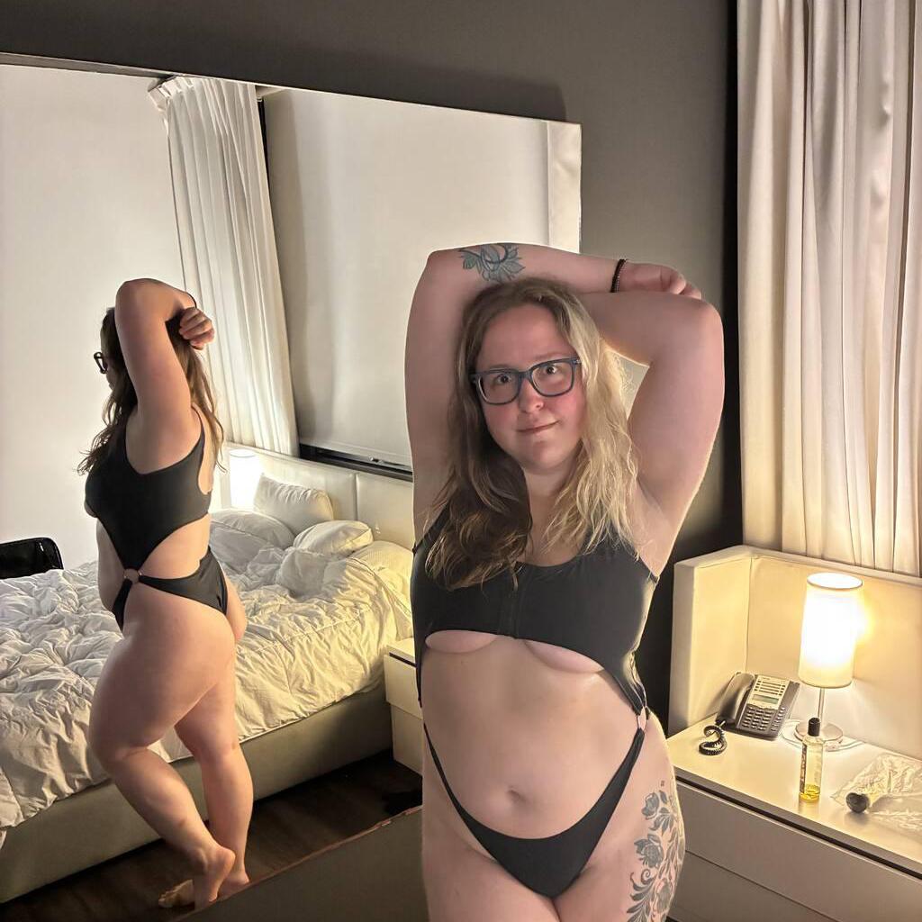 
                        CleverCris
                     is Female Escorts. | Montreal | Quebec | Canada | escortsaffair.com 