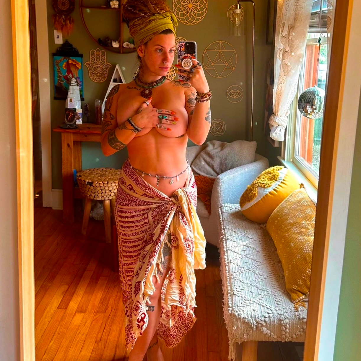 Tara is Female Escorts. | Etobicoke | Ontario | Canada | escortsaffair.com 