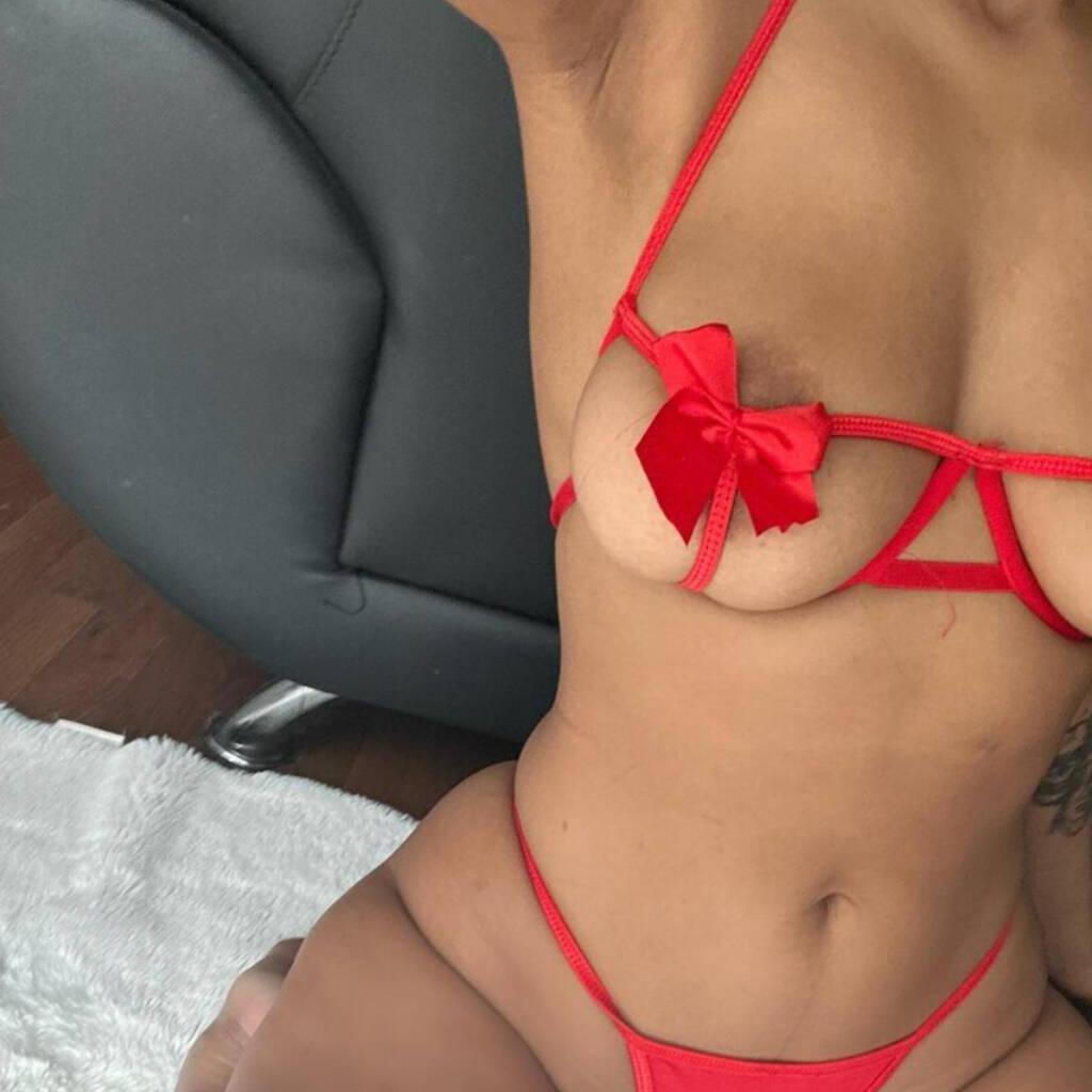 
                        Tanya
                     is Female Escorts. | Scarborough | Ontario | Canada | escortsaffair.com 