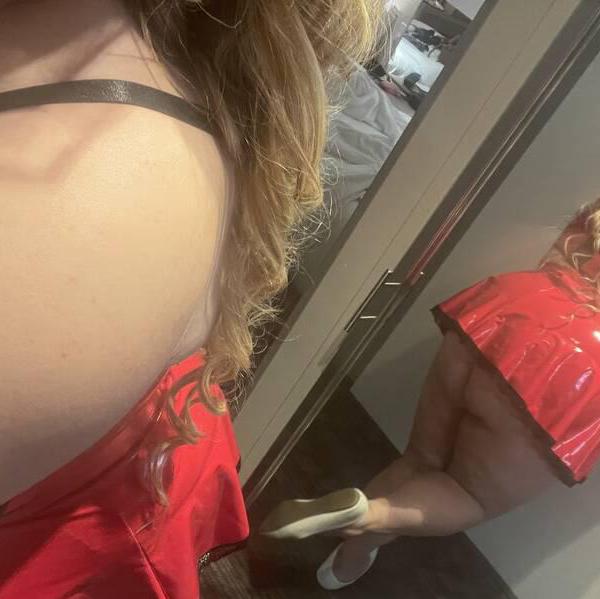 
                        Vivian
                     is Female Escorts. | Vancouver | British Columbia | Canada | escortsaffair.com 