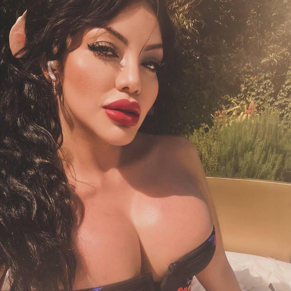 
                        LucianaLuther.com
                     is Female Escorts. | Winnipeg | Manitoba | Canada | escortsaffair.com 