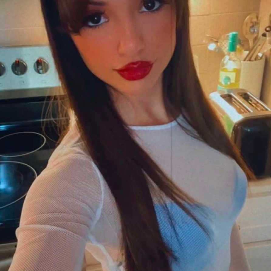 Bella is Female Escorts. | Los Angeles | California | United States | escortsaffair.com 