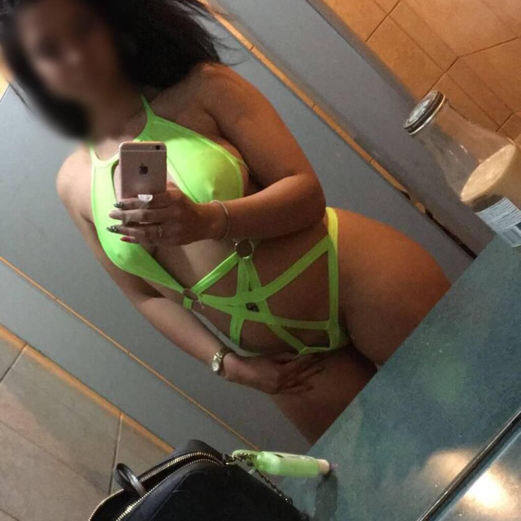 
                        Sarra
                     is Female Escorts. | Kitchener | Ontario | Canada | escortsaffair.com 