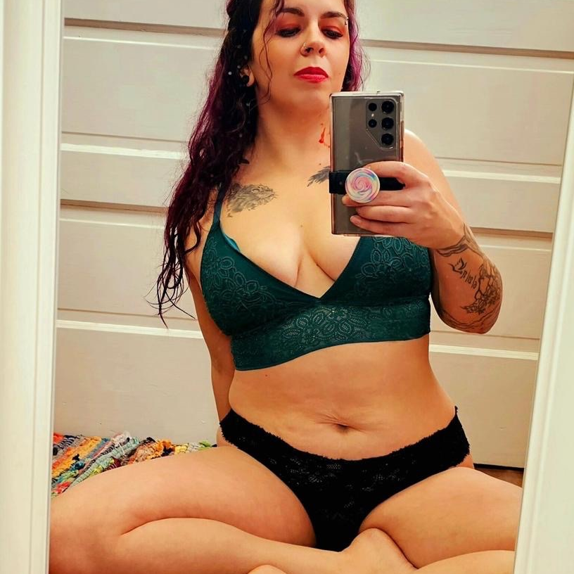 Alice Murphy is Female Escorts. | Louisville | Kentucky | United States | escortsaffair.com 