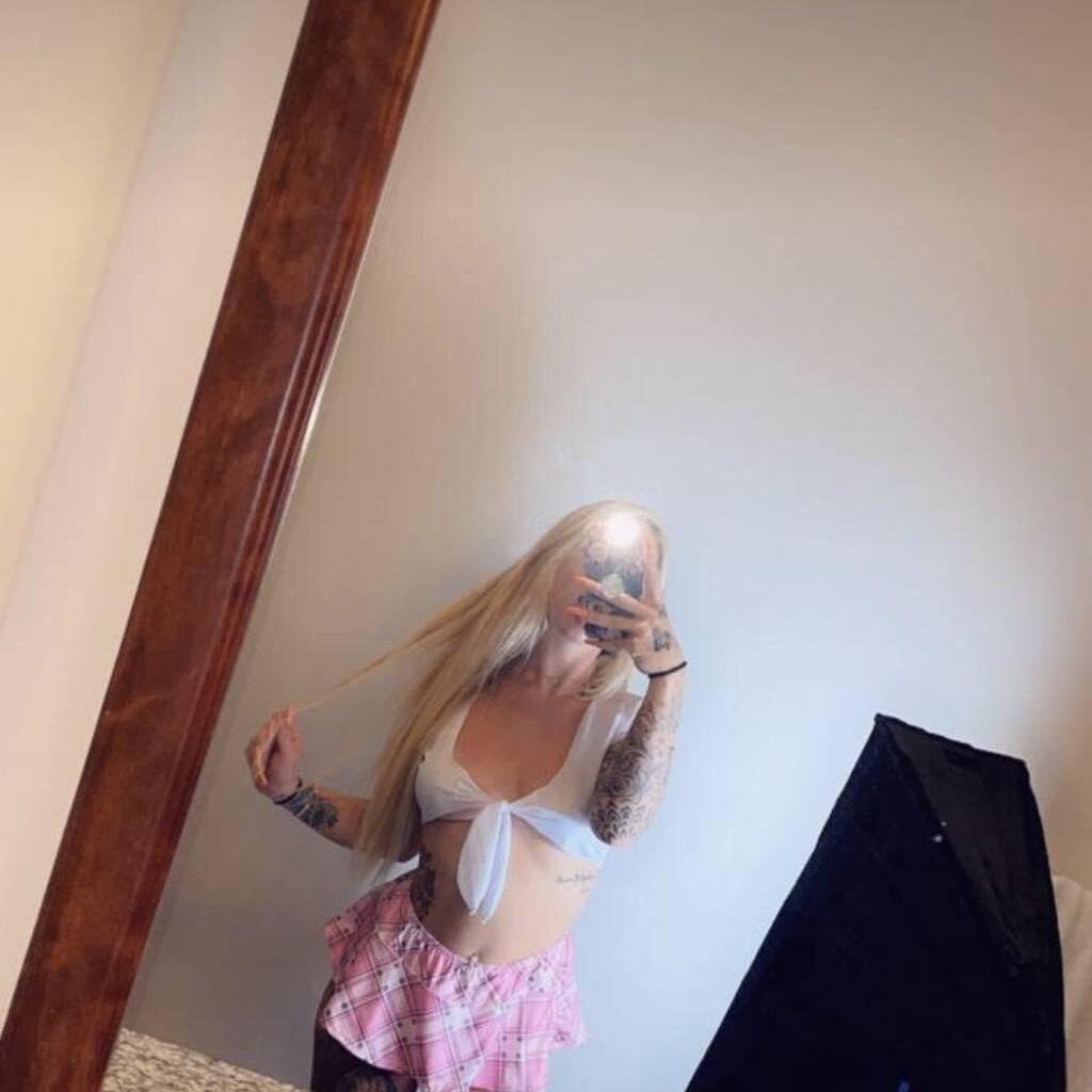 
                        Kylie
                     is Female Escorts. | Medicine Hat | Alberta | Canada | escortsaffair.com 