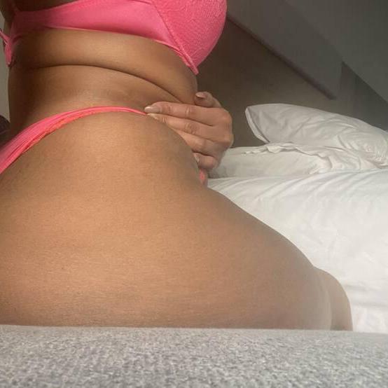 
                        Alissa
                     is Female Escorts. | Edmonton | Alberta | Canada | escortsaffair.com 