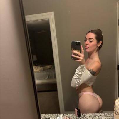 
                        Lilianne
                     is Female Escorts. | Kelowna | British Columbia | Canada | escortsaffair.com 