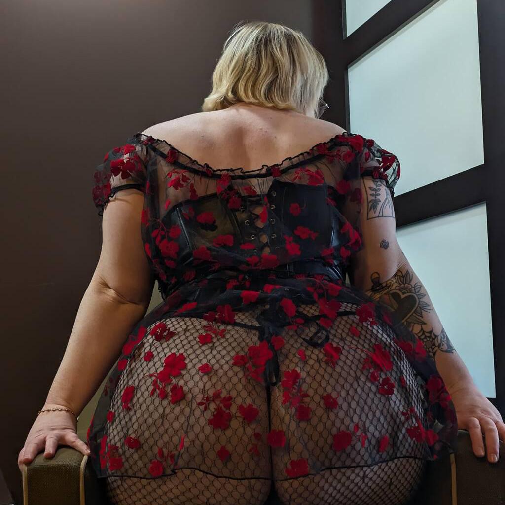 
                        Cinnamon B
                     is Female Escorts. | Victoria | British Columbia | Canada | escortsaffair.com 