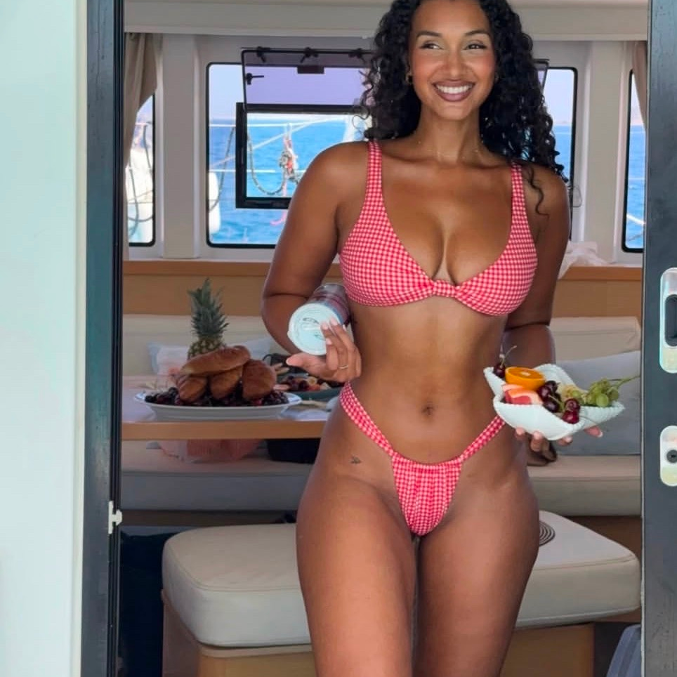 Lilly is Female Escorts. | Cedar Rapids | Iowa | United States | escortsaffair.com 