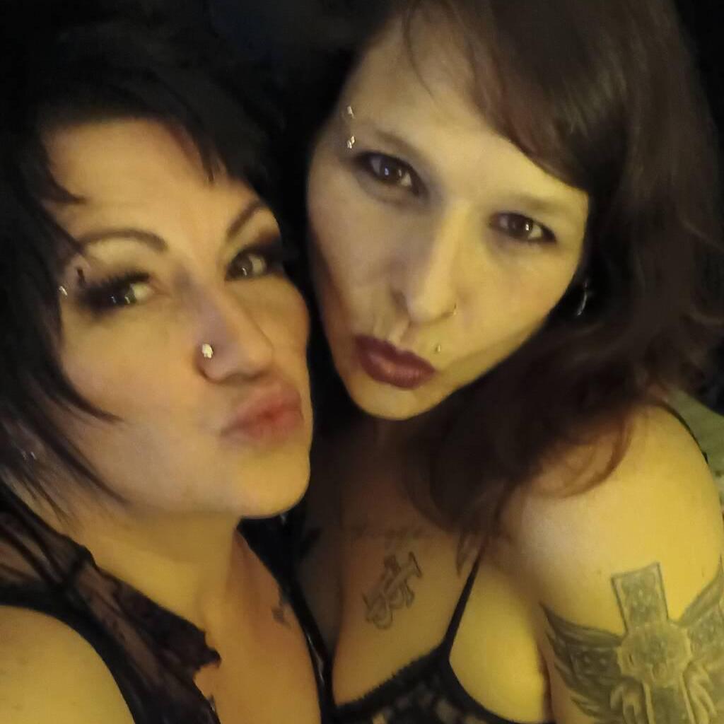 
                        Veronica and/or Lucy
                     is Female Escorts. | Fredericton | New Brunswick | Canada | escortsaffair.com 