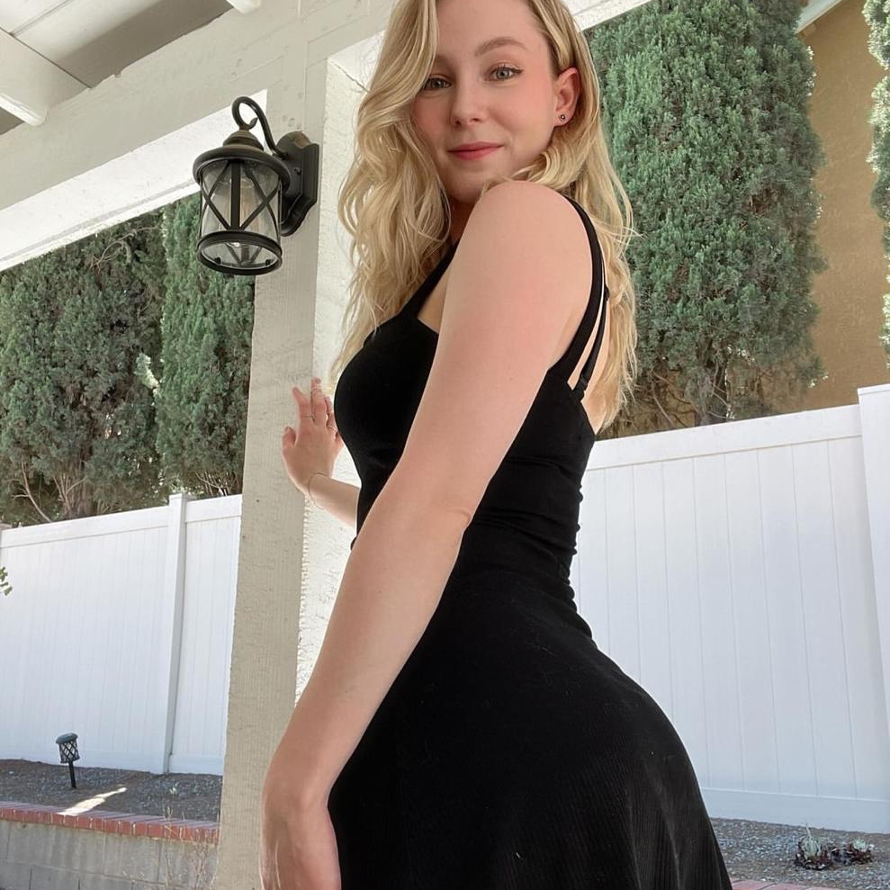 Shelly is Female Escorts. | Bloomington | Indiana | United States | escortsaffair.com 