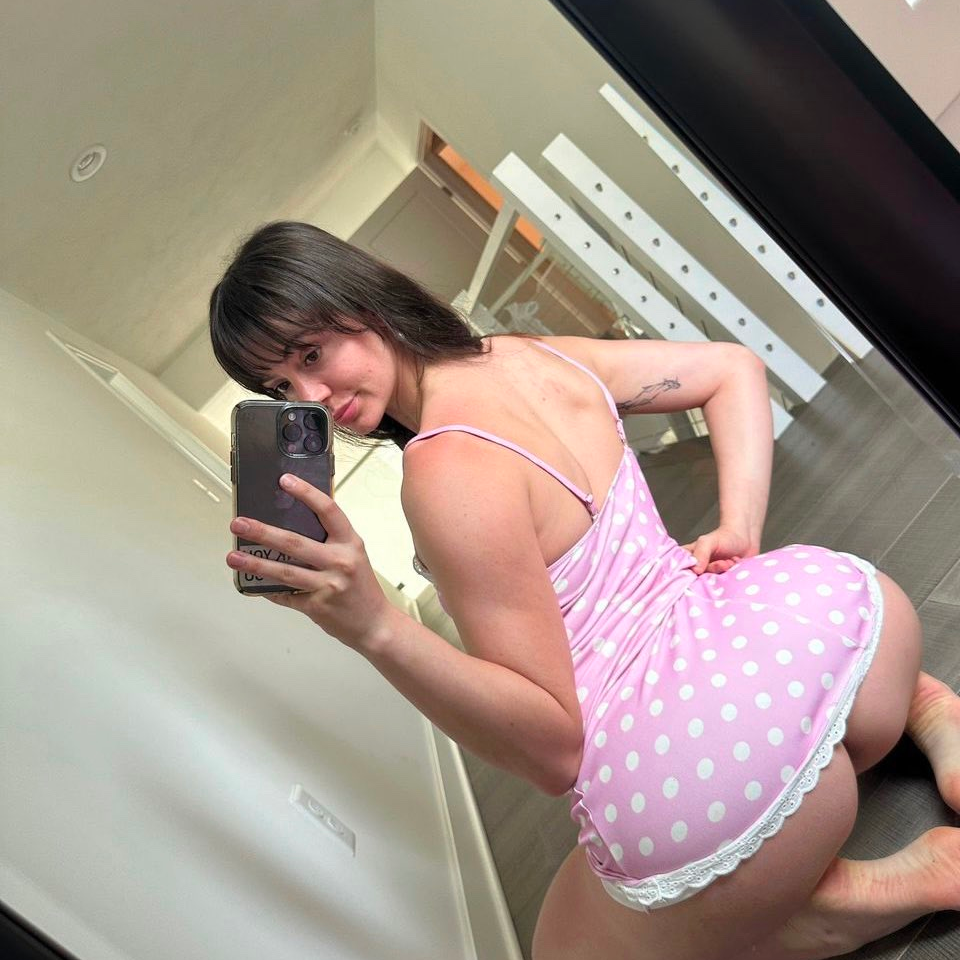 Love is Female Escorts. | Long Beach | California | United States | escortsaffair.com 