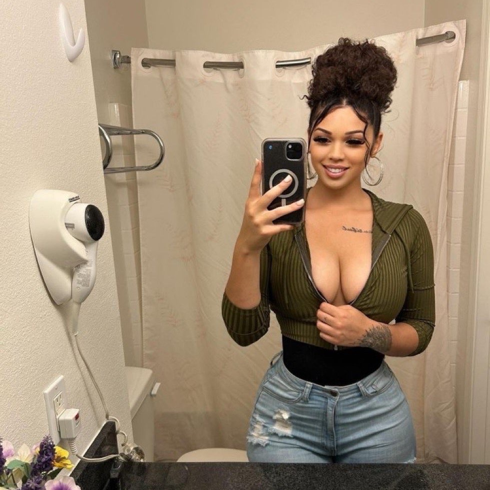 Melly is Female Escorts. | Big Island | Hawaii | United States | escortsaffair.com 