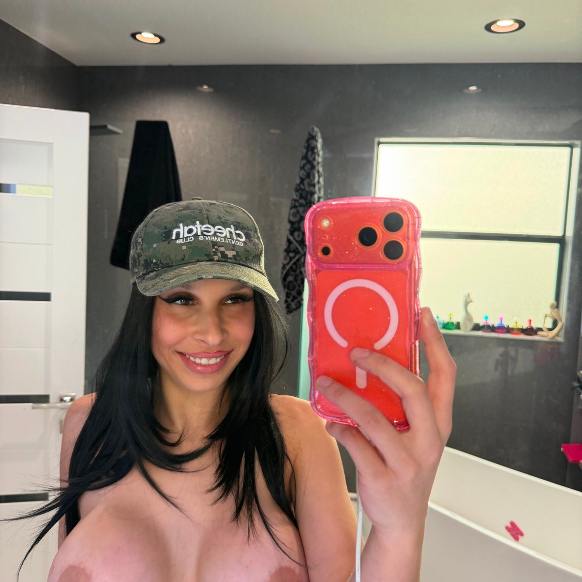 Sharon is Female Escorts. | Ft Wayne | Indiana | United States | escortsaffair.com 