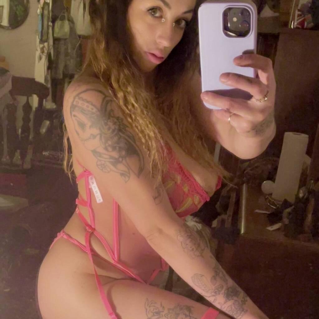 
                        Tamara
                     is Female Escorts. | Sarnia | Ontario | Canada | escortsaffair.com 